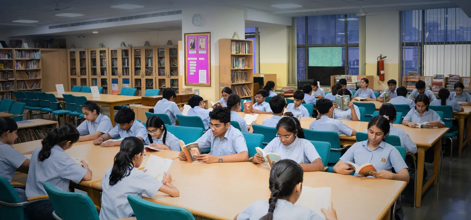AMITY INTERNATIONAL SCHOOL campus view - 3
